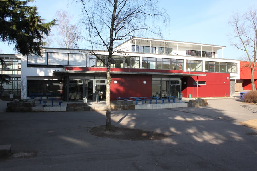 Landrat-Lucas-Gymnasium