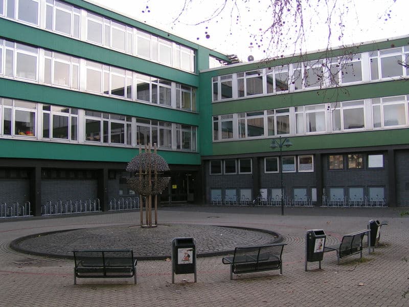 Landrat-Lucas-Gymnasium
